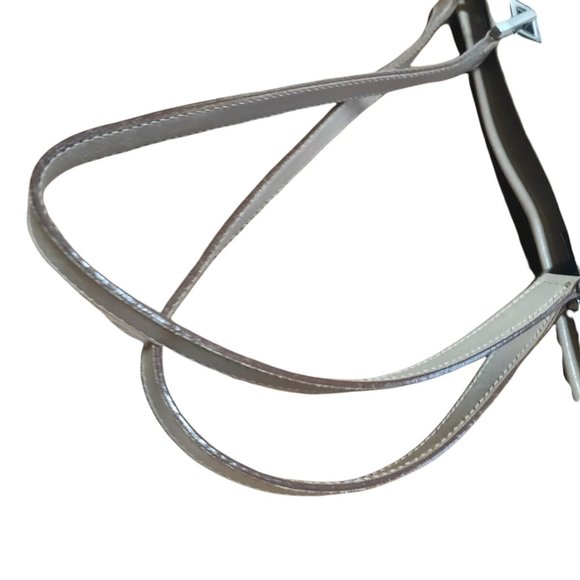 Gucci GG Ivory Canvas Handbag*** - Picture 3 of 8